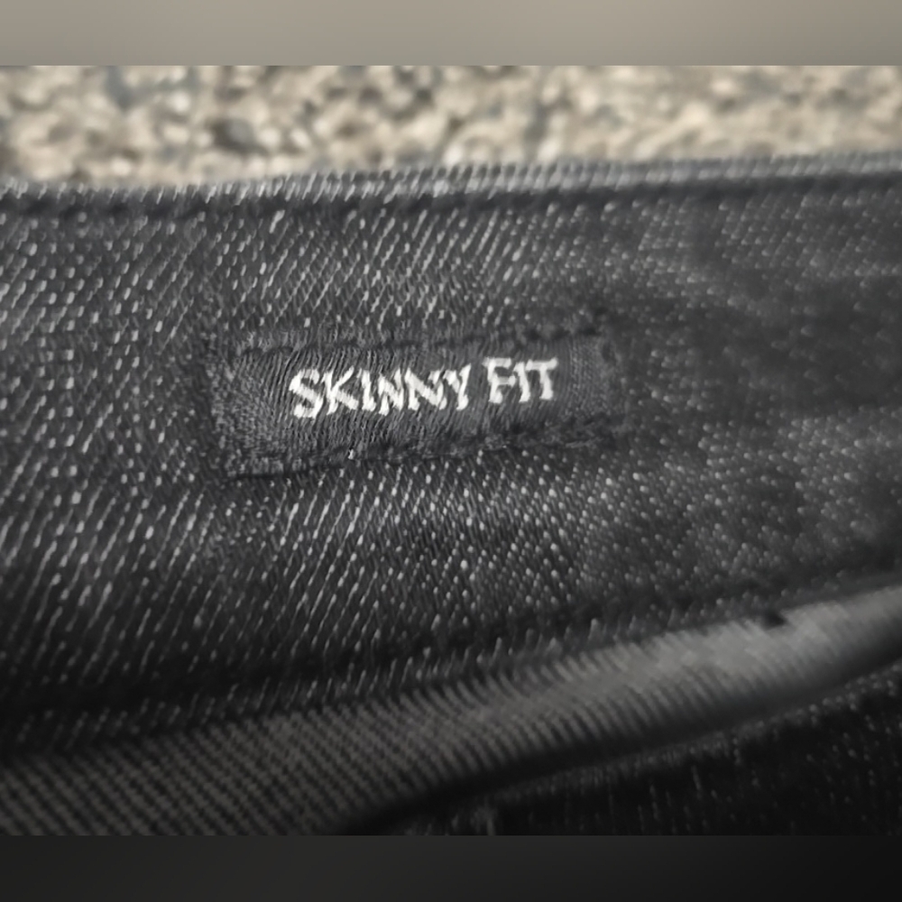 Judy Blue Skinny Fit Charcoal Black Jeans, Distressed Hem, Womens Size 15/32 - Picture 7 of 12